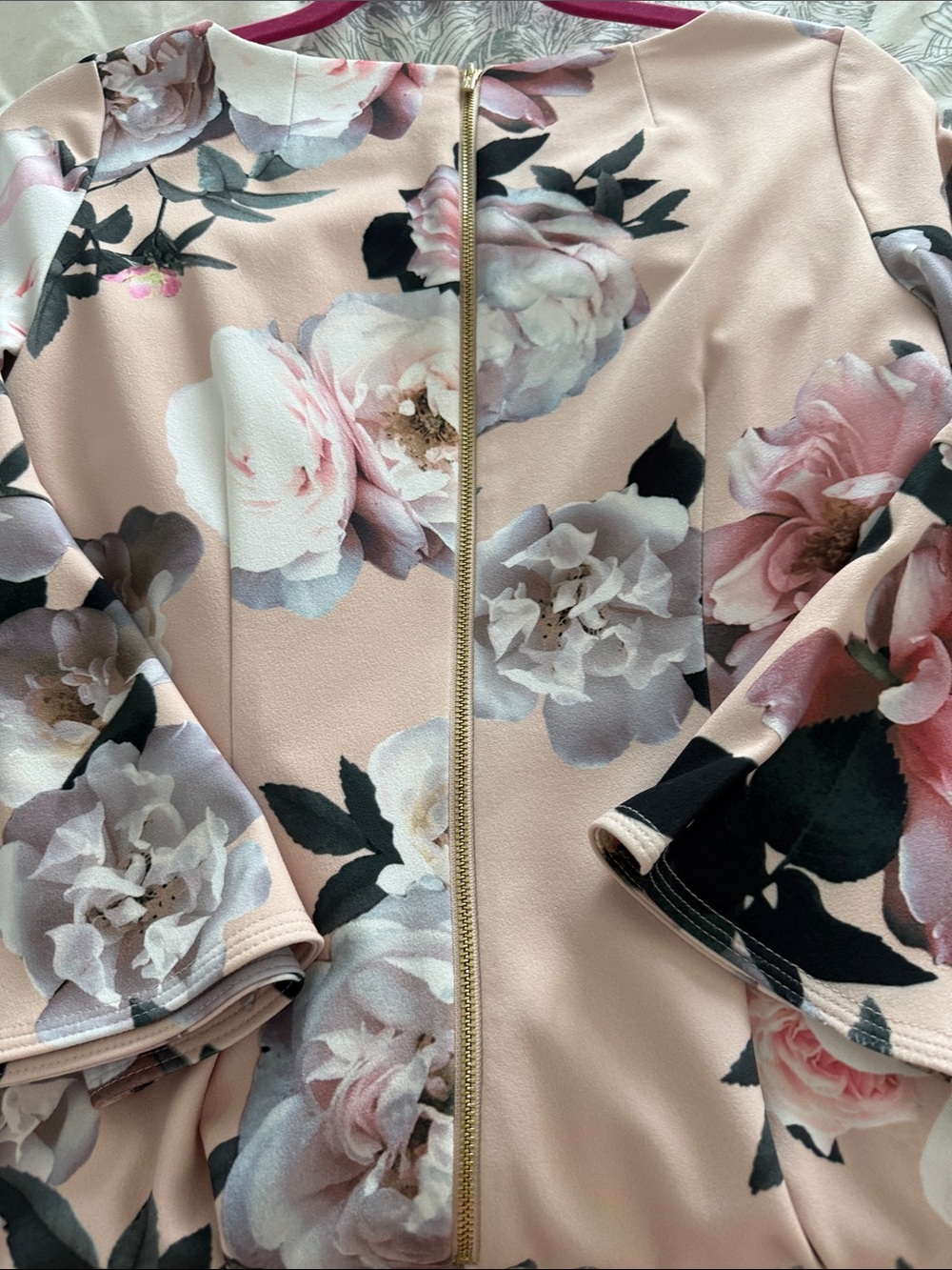 Calvin Klein Blush Floral Bell-Sleeve Midi Dress - Picture 9 of 9